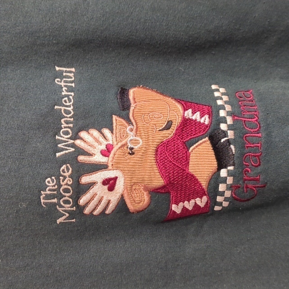 Y2K Vintage M & C Sportswear Energy Pullover Grandma Moose Sweatshirt Corduroy